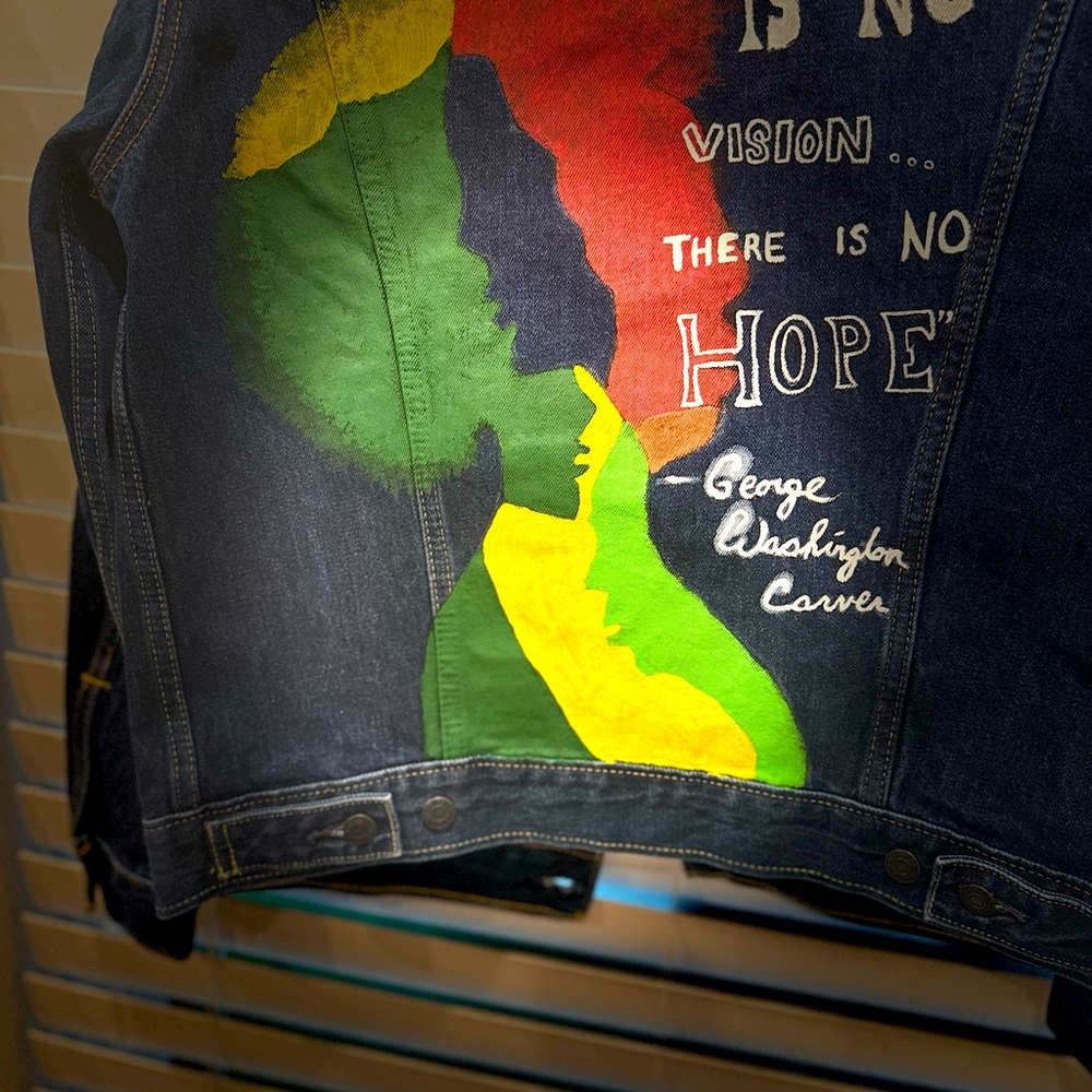 Custom “Black History” Levi’s Jacket W SzM - Picture 3 of 6